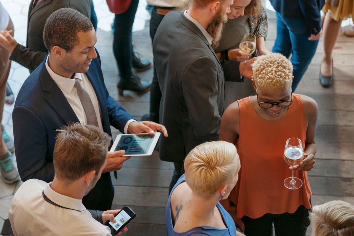 7 kreative Ideen für einen unvergesslichen Firmen-Jahresabschluss